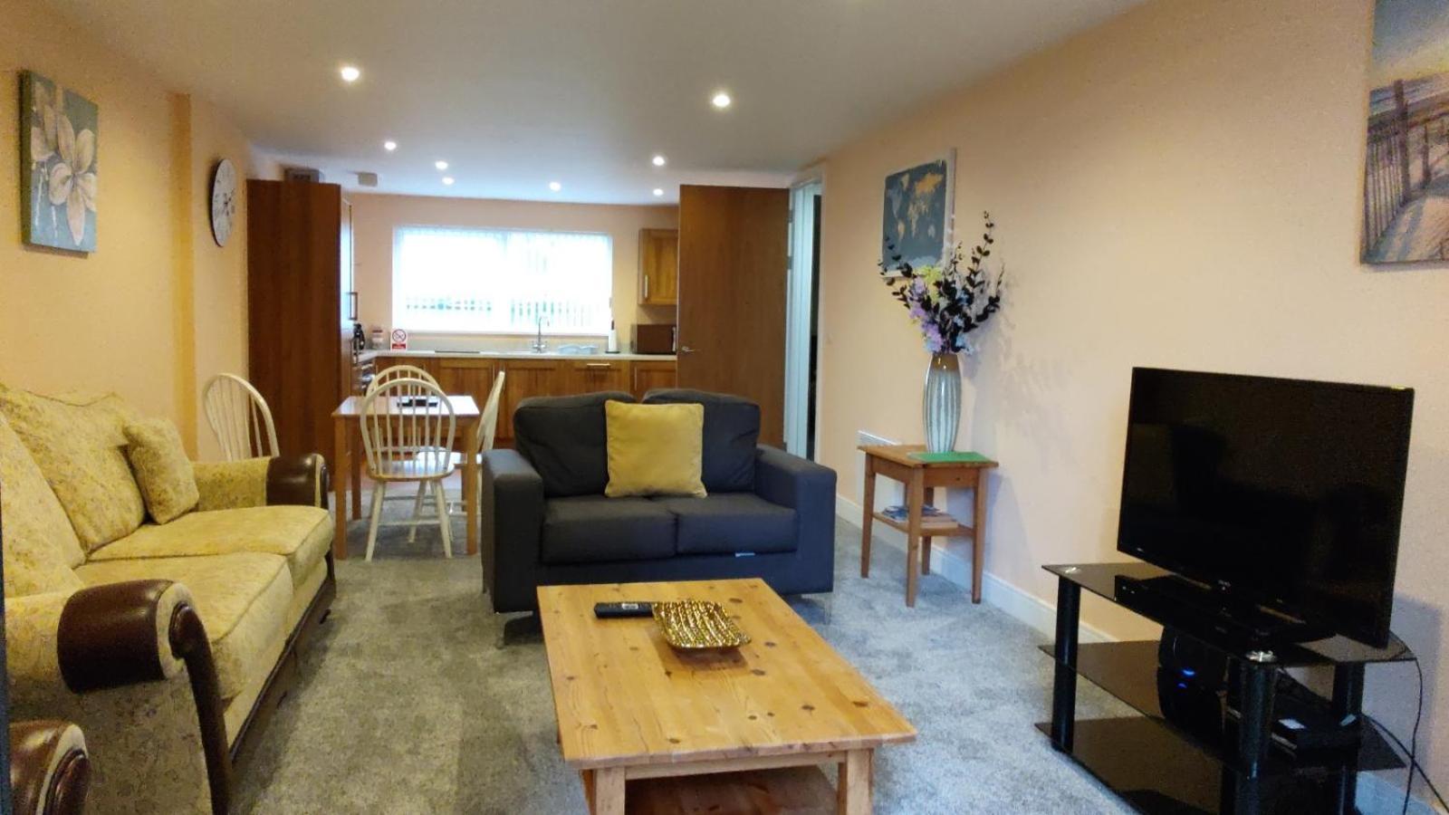 Meridian Bay Apartment 스완지 외부 사진
